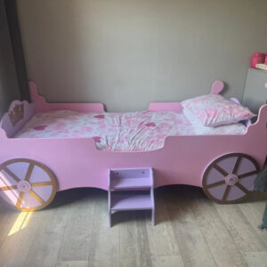 Royal Carriage 01